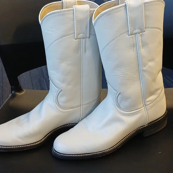 Justin Boots White Heeled Women's Boots - Picture 11 of 14